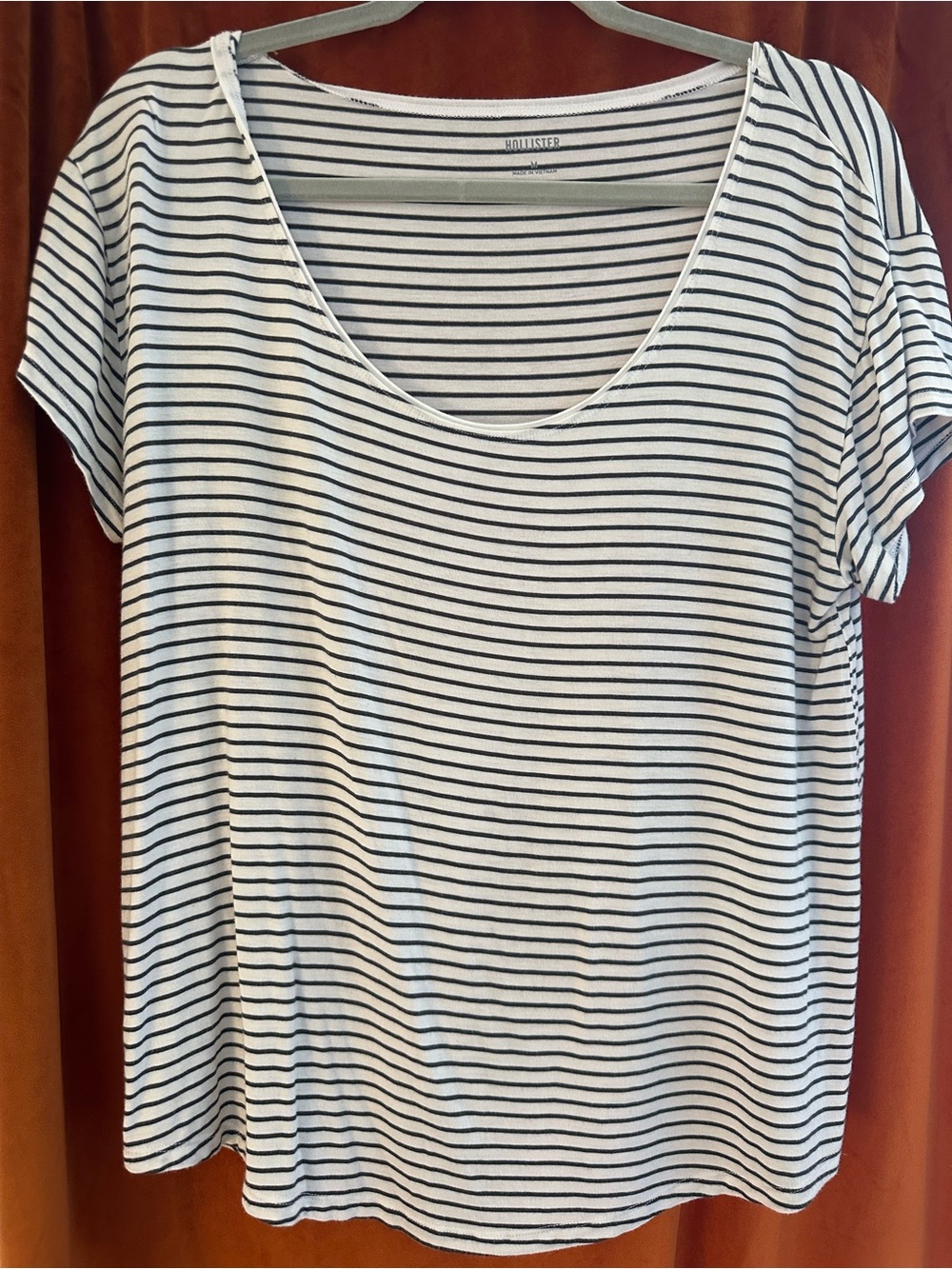 Hollister Women's Black & White Striped Scoop Neck Top size medium worn once